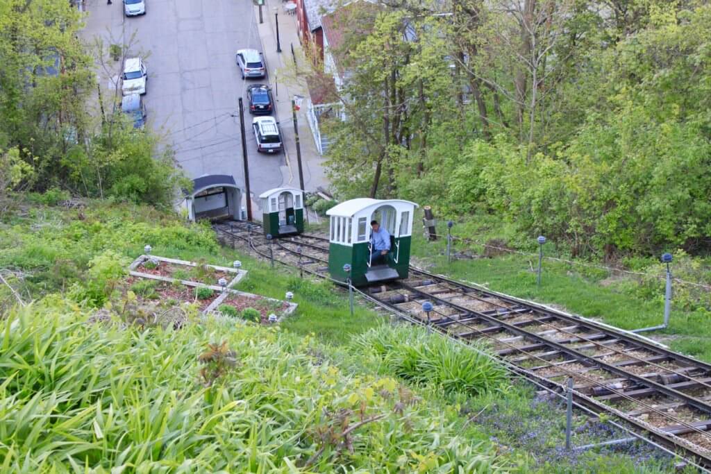 Tram cars on the Fenelon Place Elevator