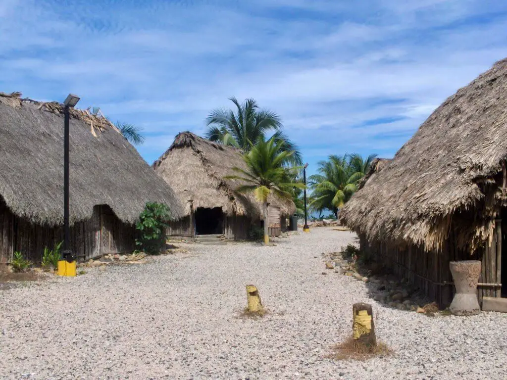 Indigenous lodges at Mi Pueblito