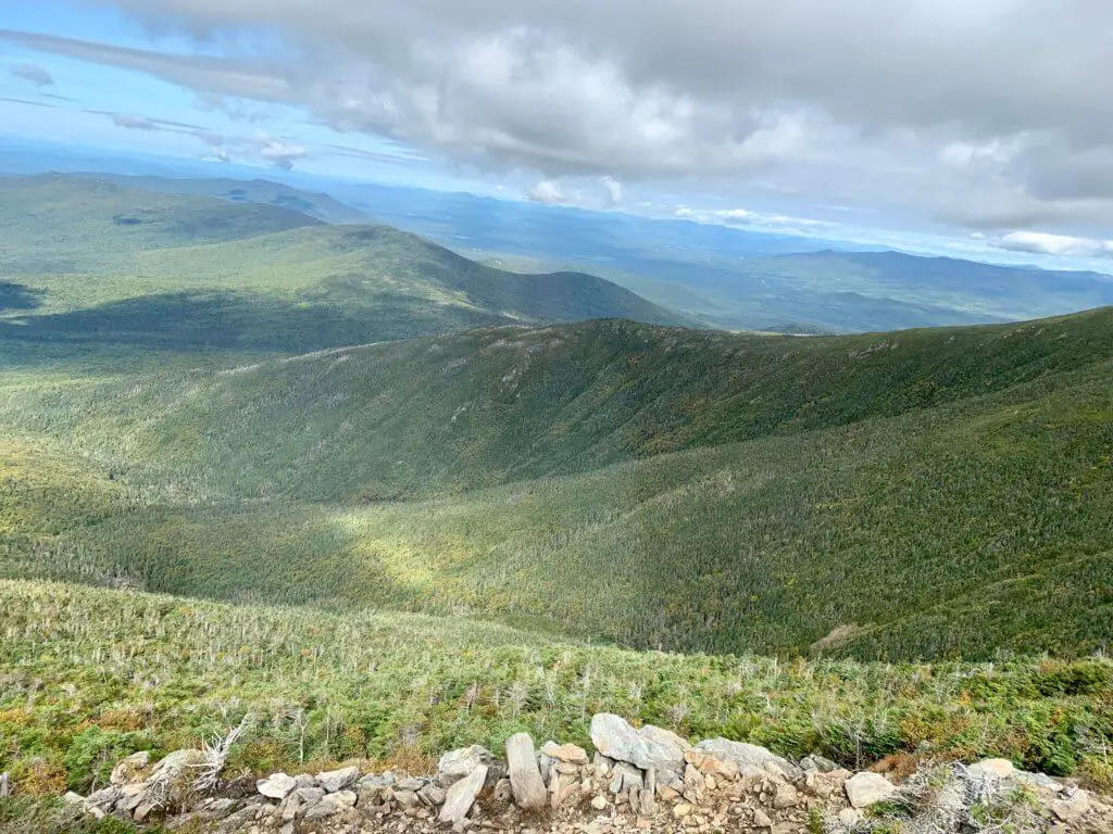 Another view of the mountains surrounding Mount Washington